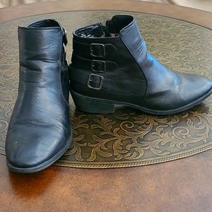 Madden Girl black ankle boots